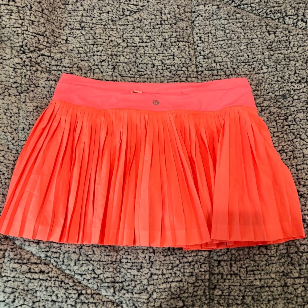 Lululemon pleated skirt